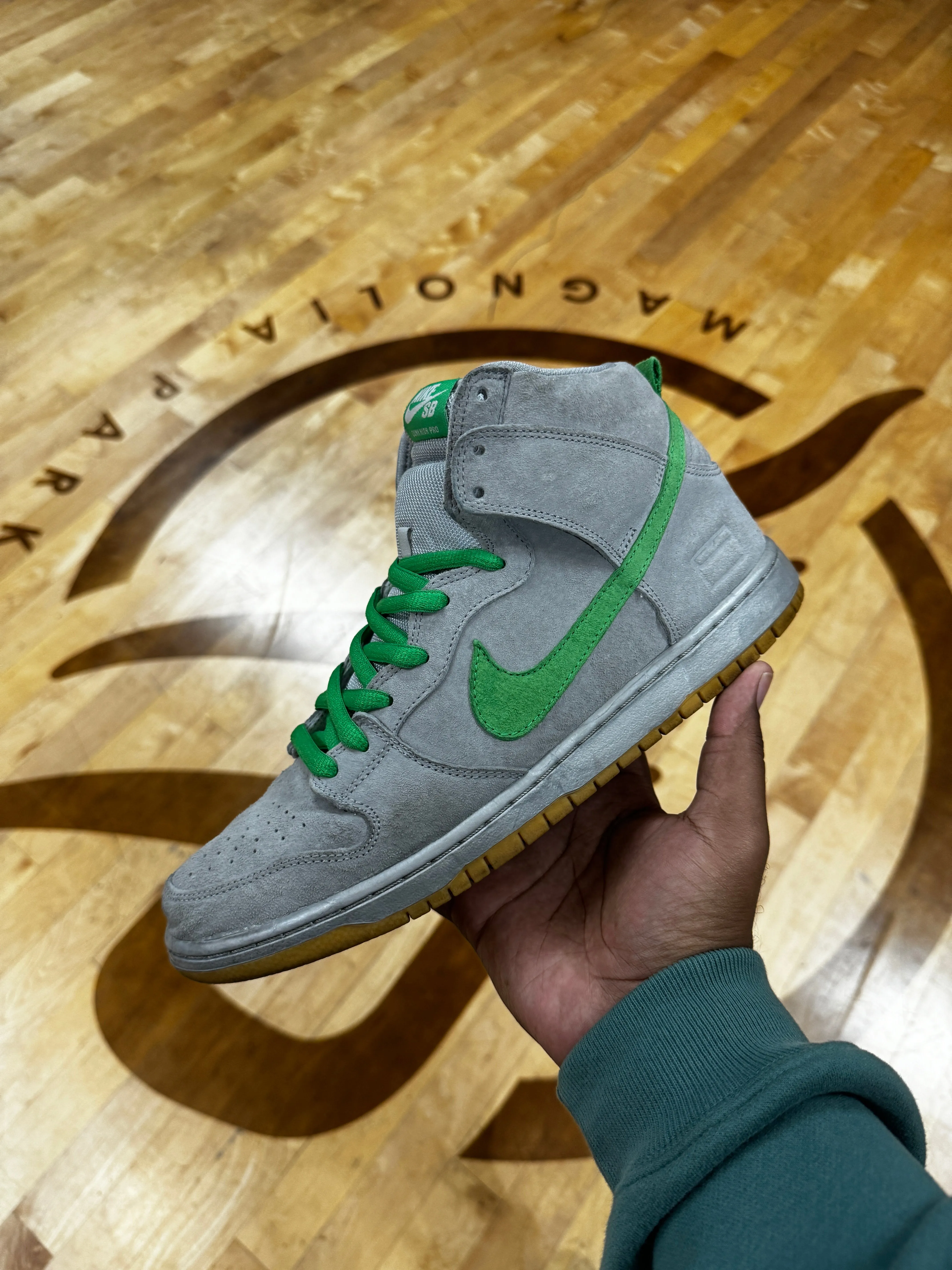 Nike SB Dunk High Silver Box (Pre-Owned)