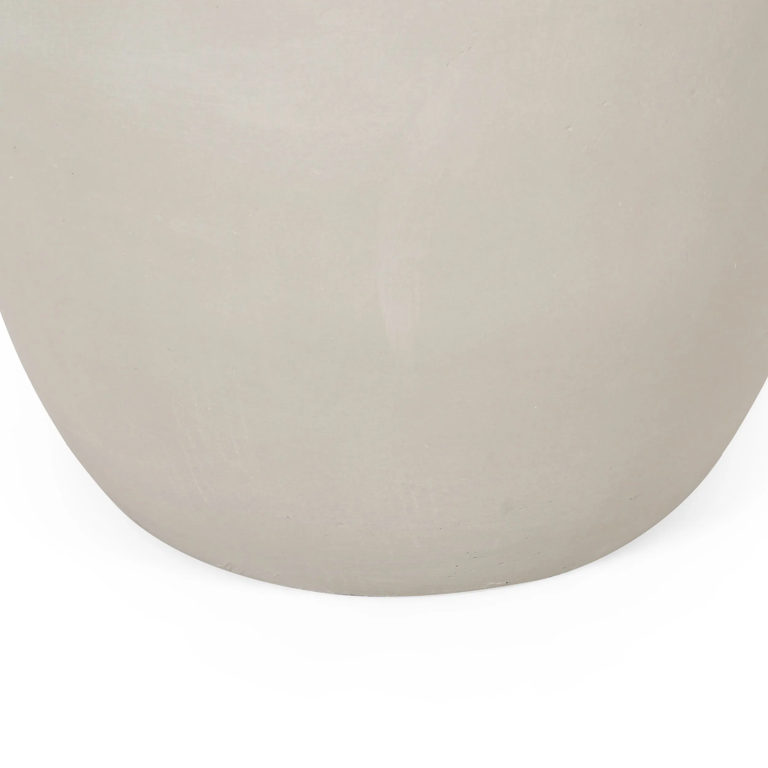 Rochelle Outdoor Lightweight Concrete Planter
